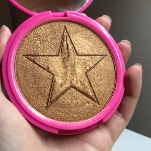 Jeffree Star Skin Frost Dark Horse